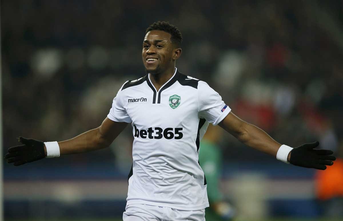 包含今晨体能课后；武汉三镇更衣室发声备战欧联；媒体盛赞；轮换策略成焦点的词条-九游娱乐APP